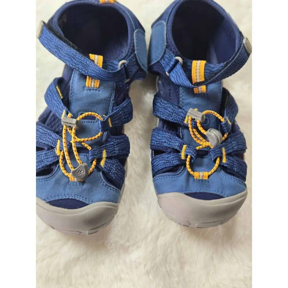 Keen Seacamp II CNX Blue Yellow Water Sandals Size 6 EU 38 Men Boys Outdoor